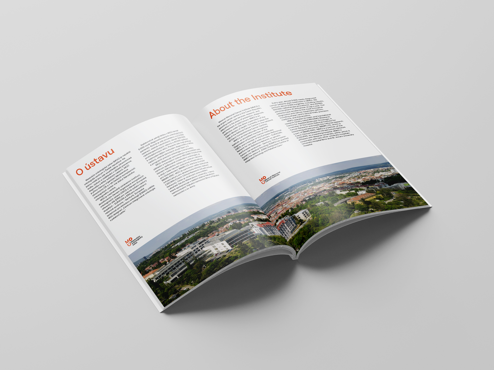 Perfect_Binding_Brochure_Mockup_1
