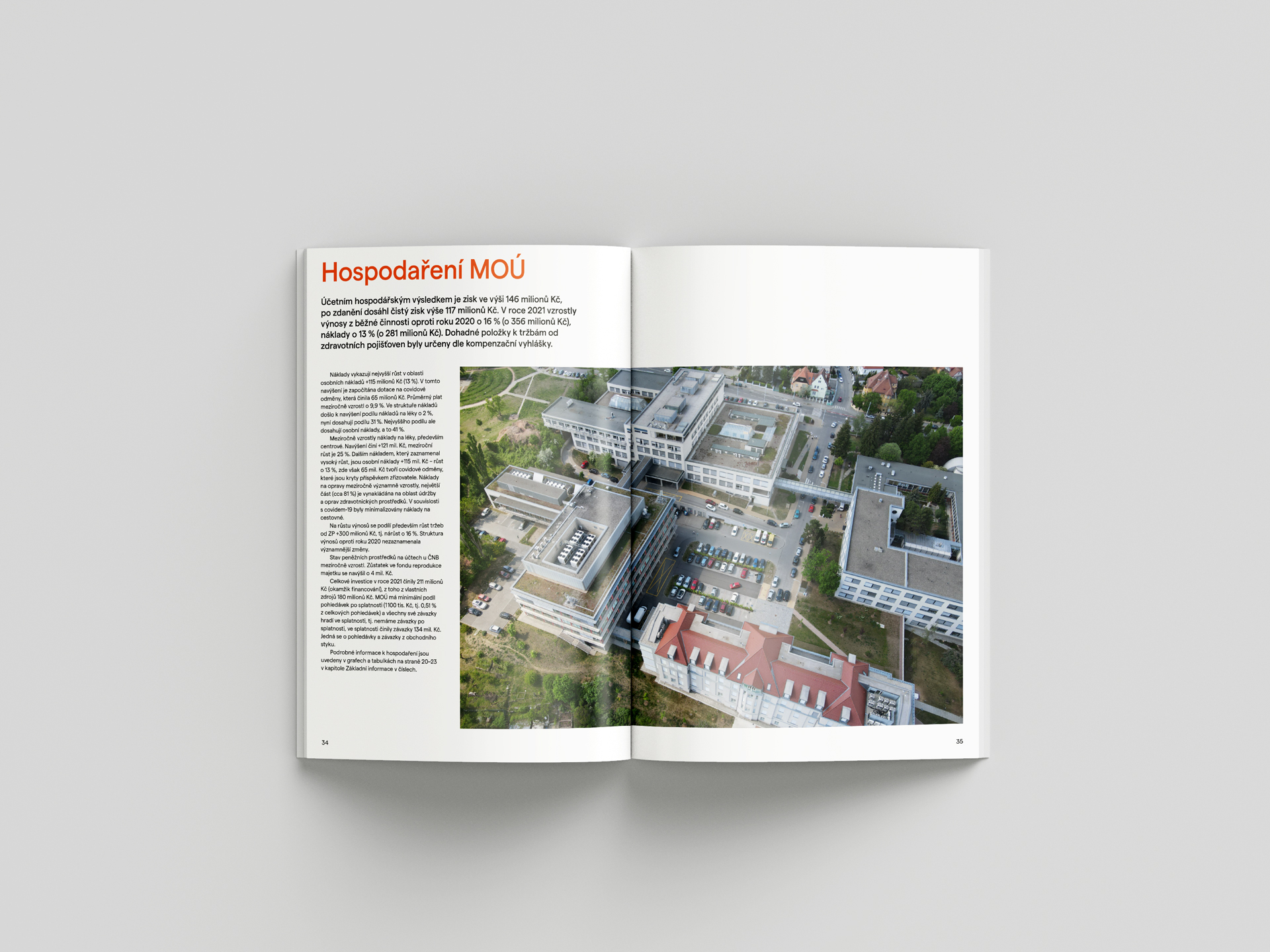 Perfect_Binding_Brochure_Mockup_2-2